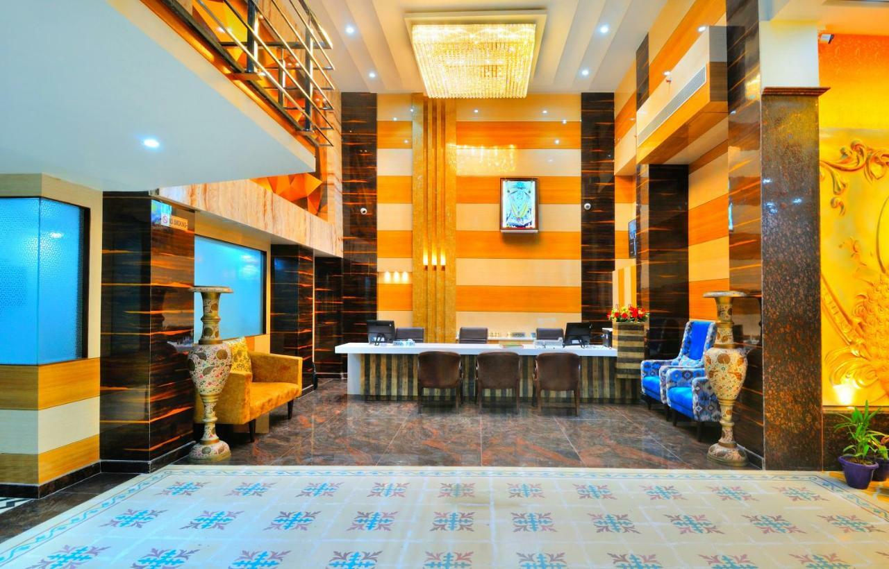 The Grand Uddhav Hotel New Delhi Buitenkant foto