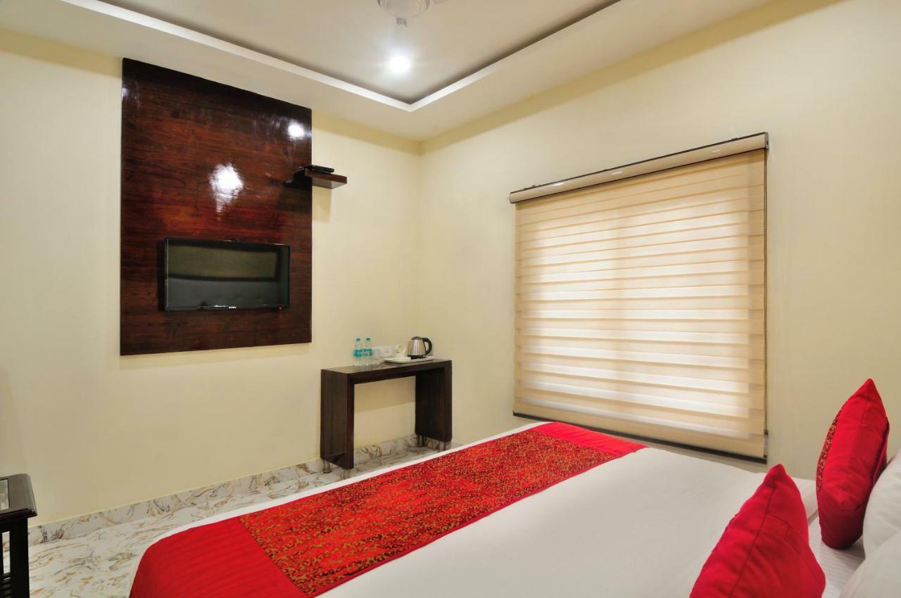 The Grand Uddhav Hotel New Delhi Buitenkant foto