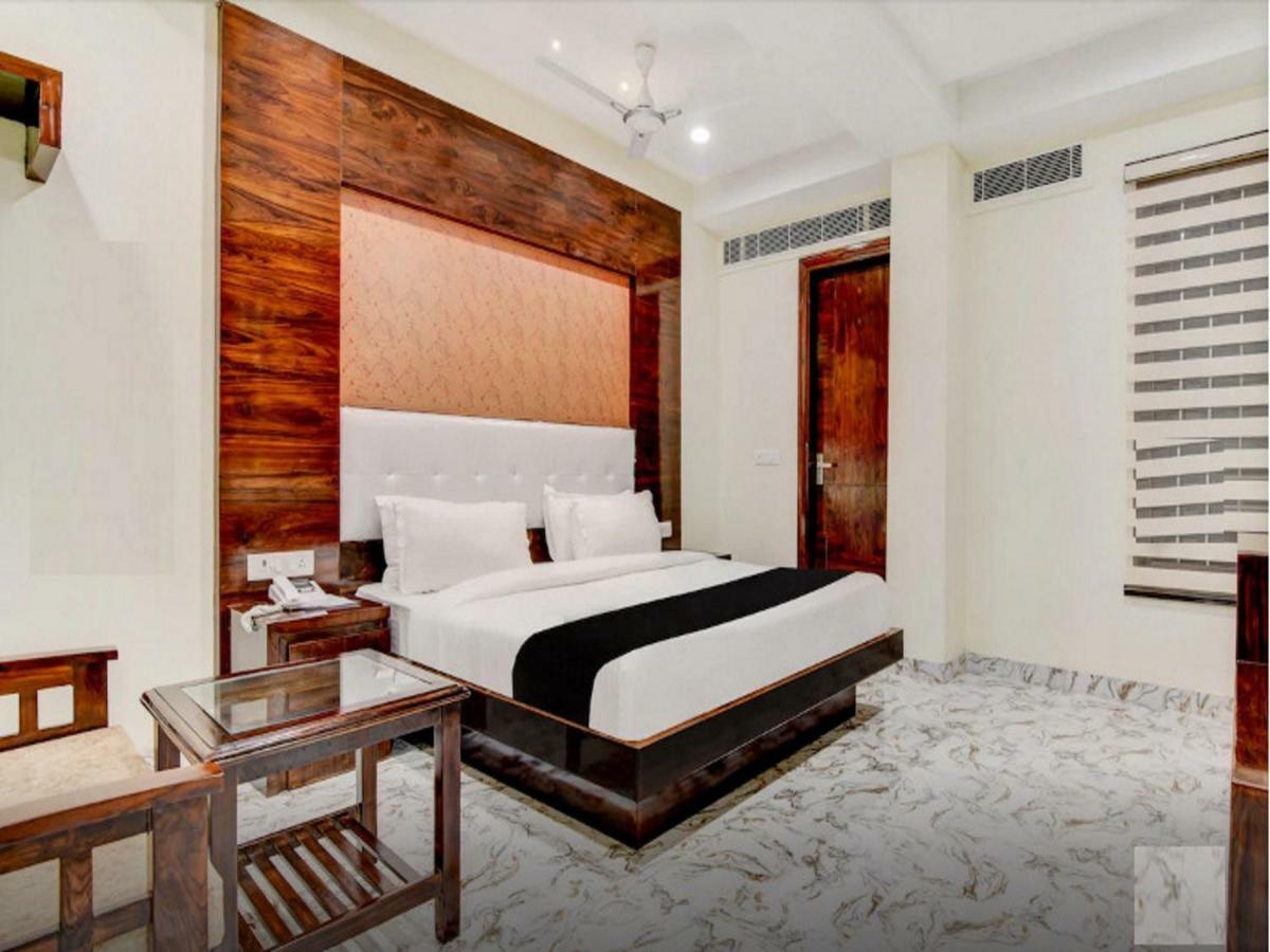The Grand Uddhav Hotel New Delhi Buitenkant foto