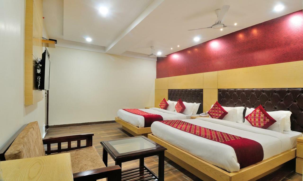 The Grand Uddhav Hotel New Delhi Buitenkant foto